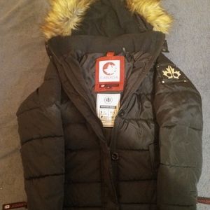 Canada Weather Gear Coat w/ removable fur hood -Kids size XL
